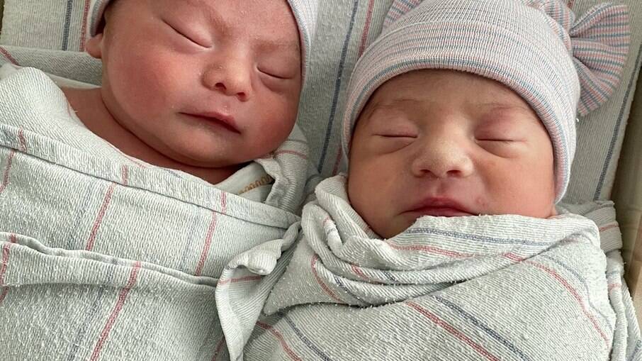 O caso raro de nascimento de irmãos gêmeos em anos diferentes ocorre em apenas 3% dos nascimento no país