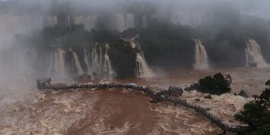 Cataratas do Iguaçu registra 7,3 milhões de litros por segundo