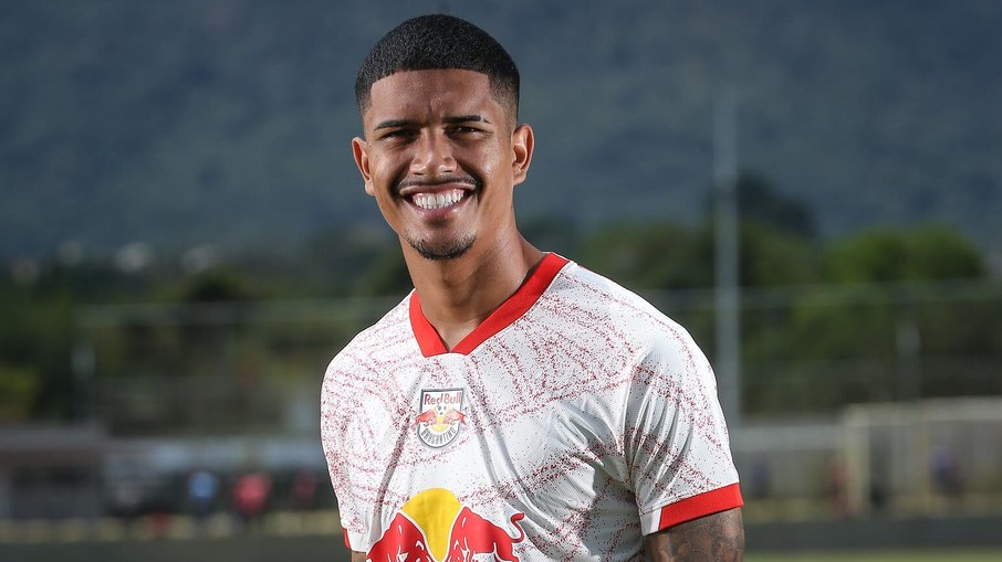 Red Bull Bragantino pagou cerca de cerca de R$ 16 milhões por Lucas Barbosa Red Bull Bragantino pagou cerca de cerca de R$ 16 milhões por Lucas Barbosa
