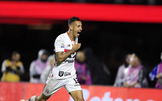Rafinha utiliza experiência própria para passar ao elenco do Tricolor Paulista