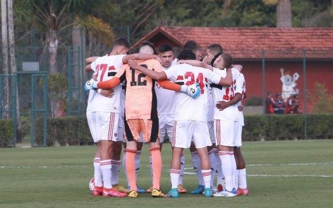 Treinado por Alex, Sub-20 do São Paulo encerra primeira fase do Campeonato Paulista invicto Treinado por Alex, Sub-20 do São Paulo encerra primeira fase do Campeonato Paulista invicto