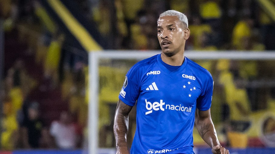Matheus Pereira decide, e Cruzeiro volta a vencer na Liberta após 7 anos