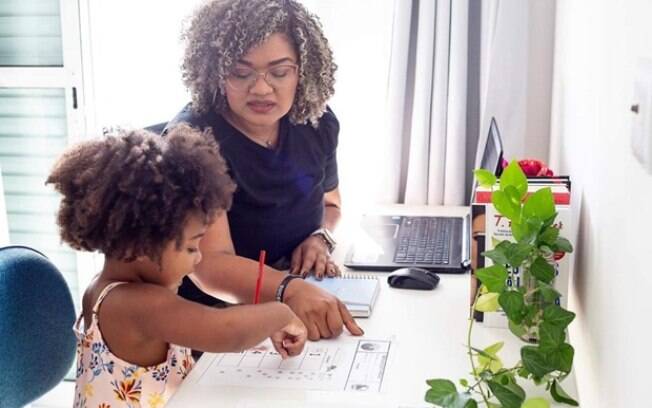 Empreendedorismo feminino: a nova onda do home office apróxima mães e filhas