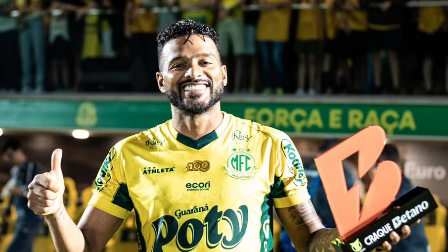 Reinaldo é o destaque do Mirassol Reinaldo é o destaque do Mirassol