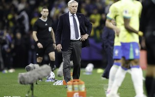 Jornalista se irrita com decisão de Ancelotti e detona técnico