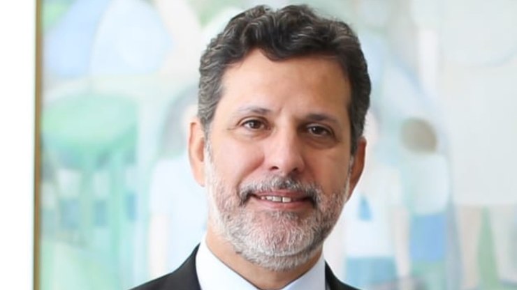 Lula anuncia novo ministro da Educação após saída de Camilo