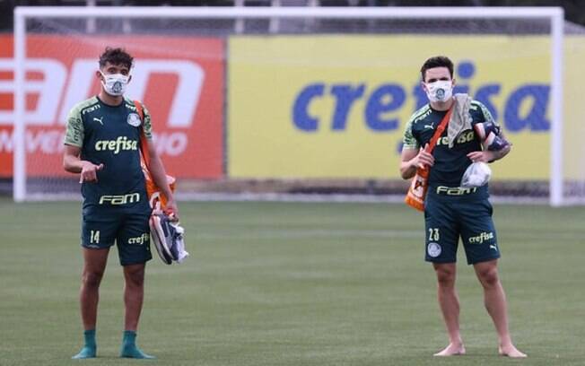 Pode shippar! 'Raphael Scarpa' e 'Gustavo Veiga' lideram Palmeiras na caminhada o tri da América