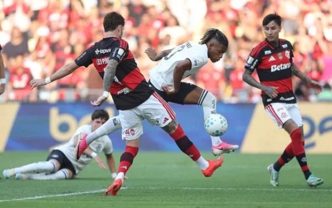 Danilo teve mais uma atuação abaixo do aceitável 