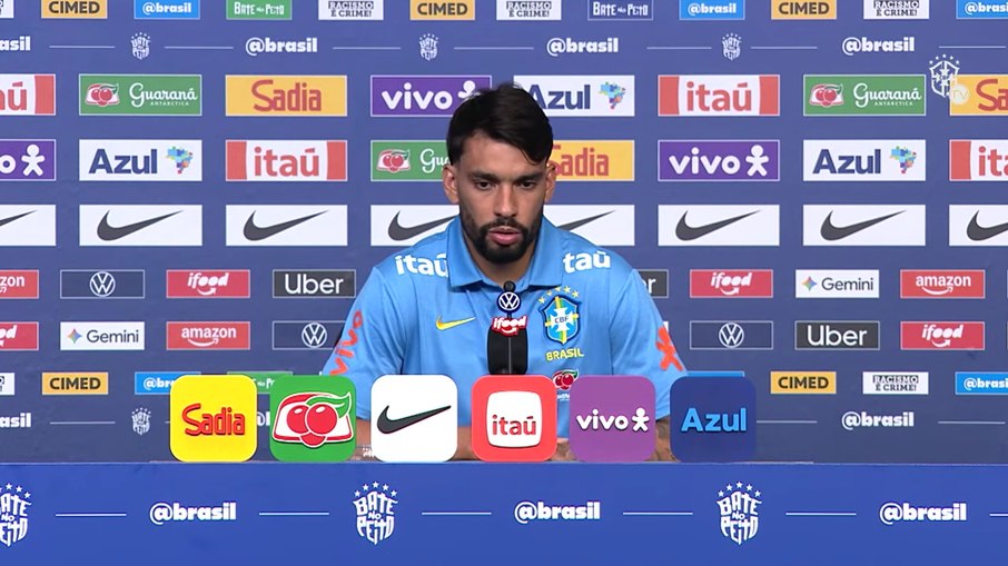 Lucas Paquetá na coletiva deste domingo (21)