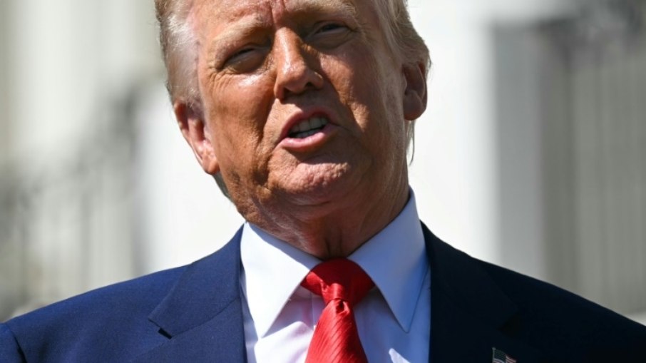O presidente dos Estados Unidos, Donald Trump, na Casa Branca, Washington, em 9 de abril de 2025 O presidente dos Estados Unidos, Donald Trump, na Casa Branca, Washington, em 9 de abril de 2025
