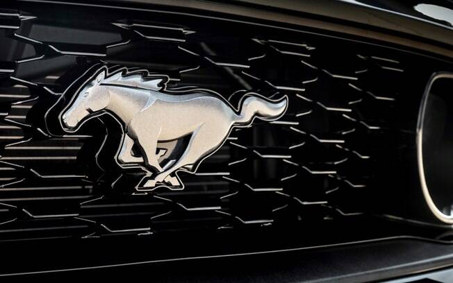 Ford inicia pré-venda do cupê esportivo Mustang Mach 1 no Brasil