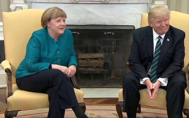 Reunião na Casa Branca evidencia distância entre Donald Trump e Angela Merkel