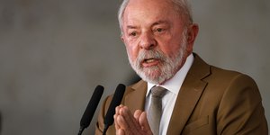 “Traidores da Pátria”, diz Lula sobre família Bolsonaro