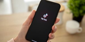 TikTok é multado em R$ 153,7 mi por uso irregular de dados de menores no Brasil