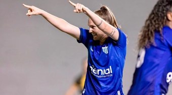 Jogadoras%20apoiam%20vaquinha%20para%20ex-atleta%20do%20Ava%C3%AD%20tratar%20les%C3%A3o