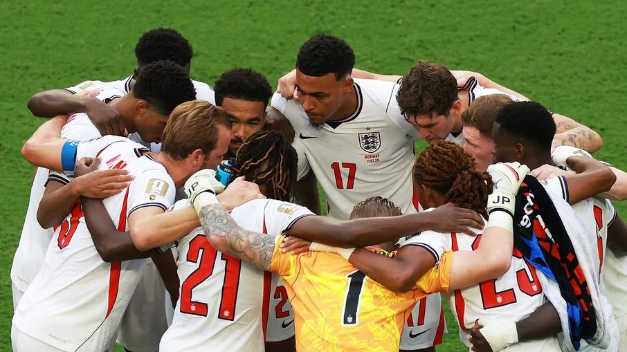 Inglaterra viveu caos antes e durante a Copa do Mundo Inglaterra viveu caos antes e durante a Copa do Mundo