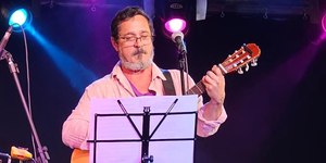 Jara Arrais comanda o canal Cultura Latino-Americana