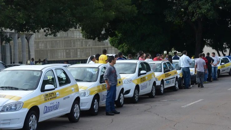 Governo Lula dá aval ao processo que pode levar ao fim da obrigatoriedade da autoescola