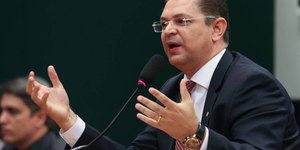 Deputados pedem urgência ao PL da Anistia após pressão do governo