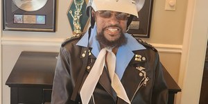 Morre Victor Willis, o "policial" do grupo  Village People