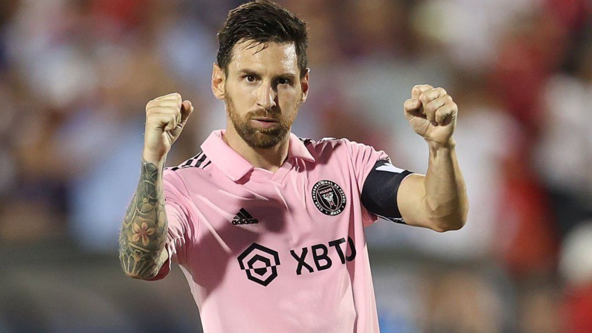 Malandragem de Messi em gol de falta pelo Inter Miami diverte web