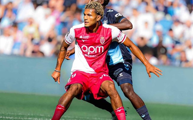 Jogadores do Monaco comemoram o gol da vitória sobre o Le Havre Jogadores do Monaco comemoram o gol da vitória sobre o Le Havre
