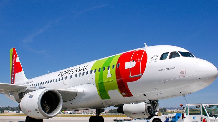 Passageiros%20sofrem%20com%20cancelamento%20de%20voo%20para%20Recife