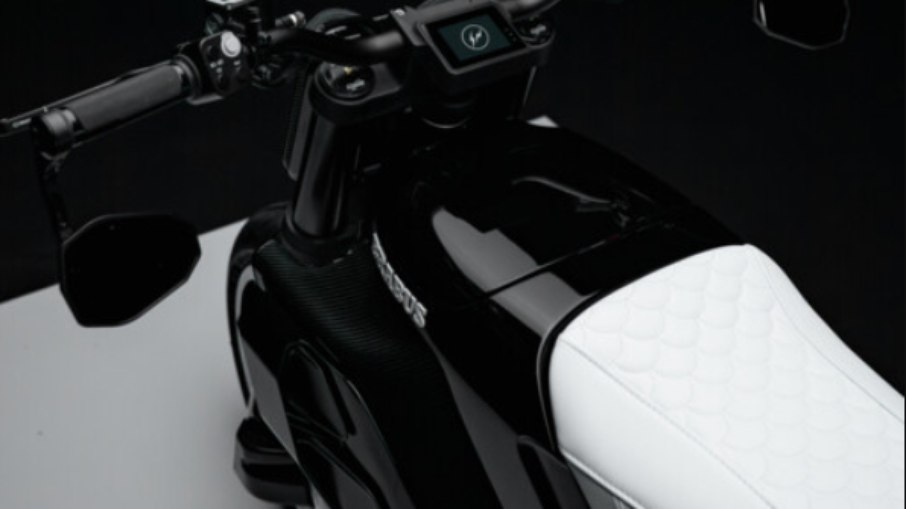 Brabus Urban E Fragment Edition