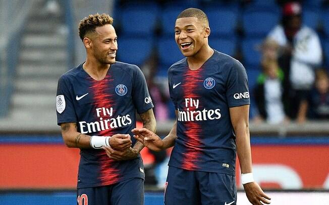 O Paris Saint-Germain pode ter que vender Neymar ou Mbappé caso queira contratar o goleiro De Gea