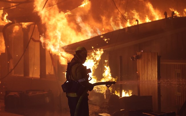 Desastres naturais geram prejuízos de US$ 203 bi em 2025 Desastres naturais geram prejuízos de US$ 203 bi em 2025