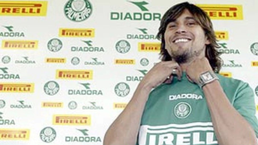 Gioino iniciou a leva de argentinos no ataque do Palmeiras neste século Gioino iniciou a leva de argentinos no ataque do Palmeiras neste século