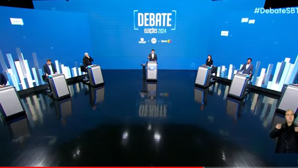 Candidatos se reúnem em debate do SBT, Terra e Rádio Nova Brasil