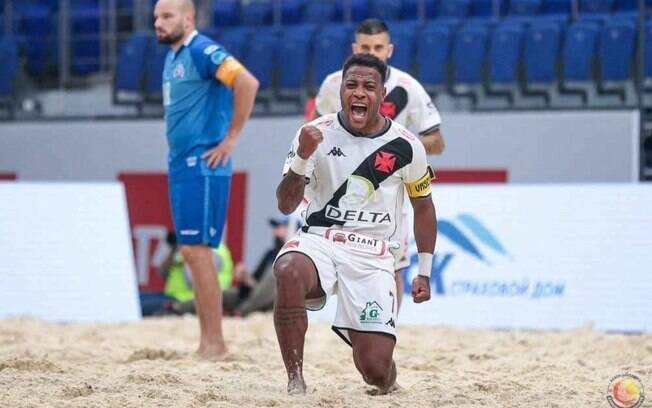 Chuva forte causa adiamento das finais do Campeonato Carioca de beach soccer Chuva forte causa adiamento das finais do Campeonato Carioca de beach soccer
