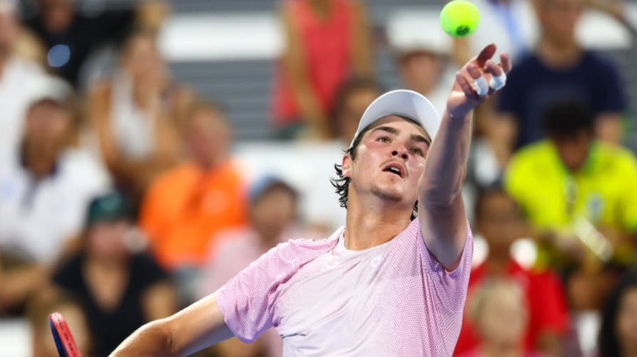 João Fonseca, jovem promessa do tênis brasileiro