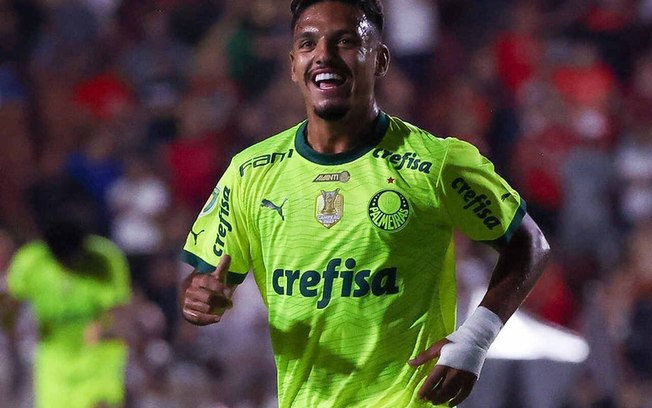 Gabriel Menino tenta recuperar protagonismo no Palmeiras