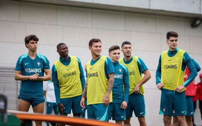 Jogadores de Portugal durante treinamento da seleção - Foto: André Sanano / FPF