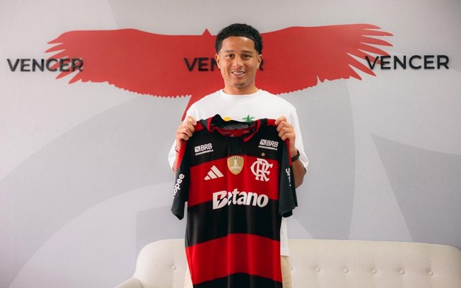 Valencia segue buscando espaço no elenco do Flamengo Valencia segue buscando espaço no elenco do Flamengo