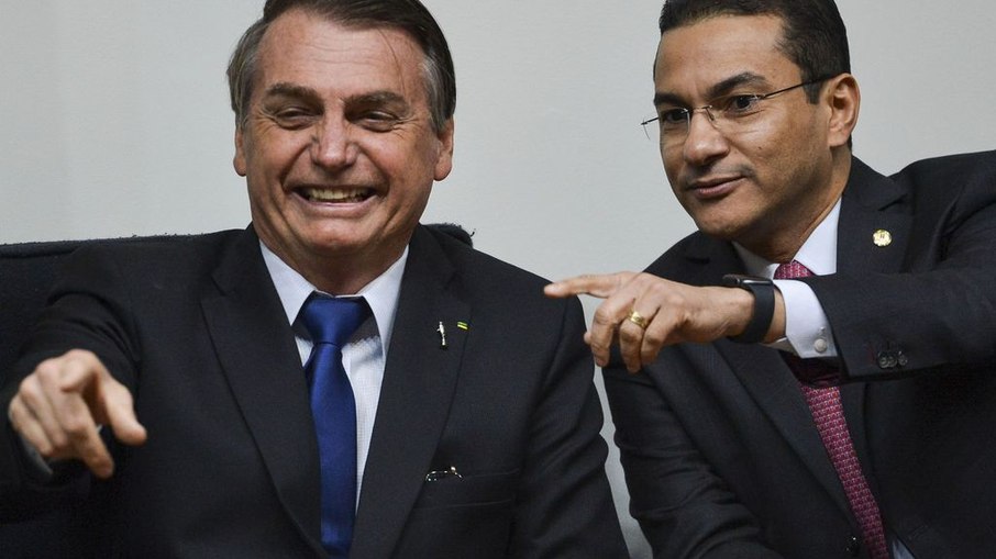 Jair Bolsonaro (PL) e o deputado Marcos Pereira (Republicanos-ES)