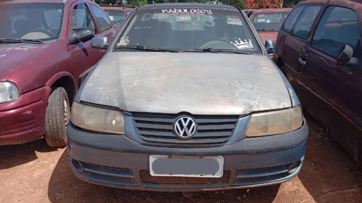 Gol, Corsa, Fiesta e motos vão a leilão do Detran-SP por R$ 600