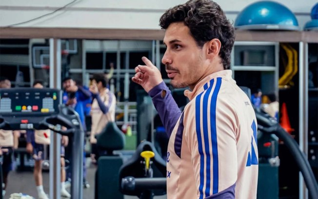 Raphael Veiga durante treinamento do América do México na temporada