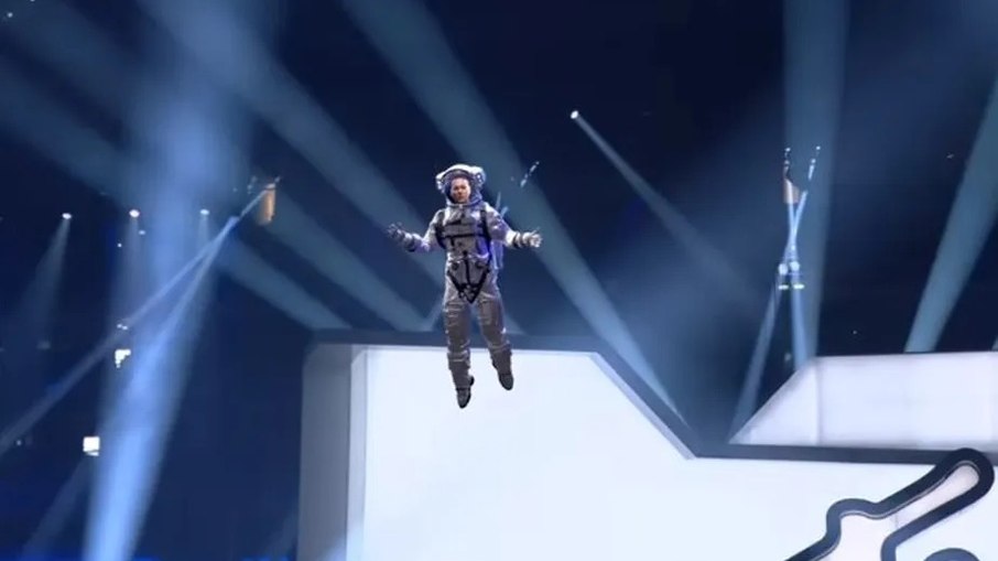 Johnny Depp apareceu de astronauta no VMAs