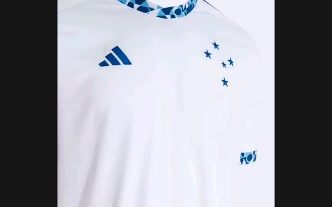 Camisa branca do Cruzeiro com inspiração na 'Igrejinha da Pampulha' 
