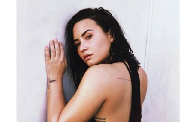 Demi Lovato posa sensual em seu Instagram