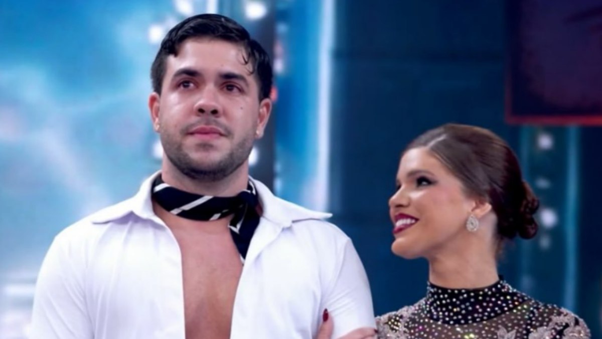 Detalhe faz Alvaro Xaro desabar no choro na Dança dos Famosos