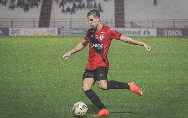 Atuações ENM: Luiz Fernando e Shaylon decidem o jogo