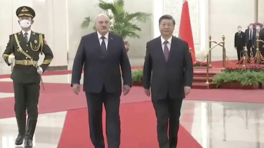 Xi Jinping e Lukashenko se reuniram em Pequim nesta quarta-feira (2)