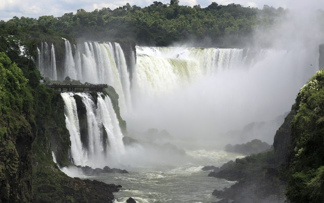 Cataratas do Iguaçu: acesso à Garganta do Diabo é reaberto no lado argentino