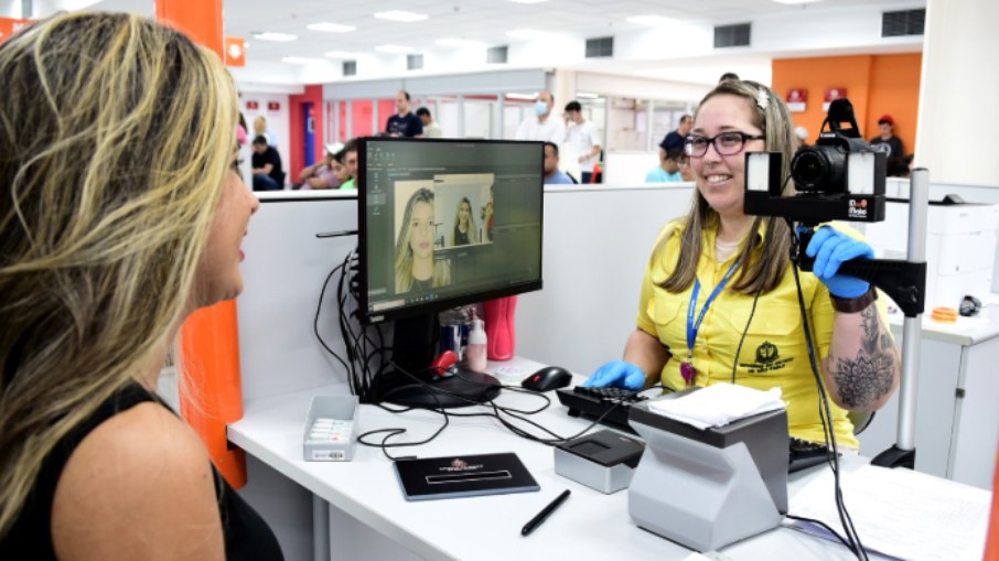 Beneficiários do Bolsa Família devem ficar atentos à biometria; veja quem precisa regularizar a situação
