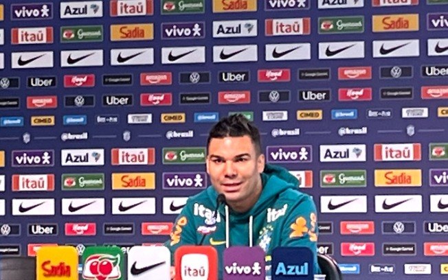Casemiro se irrita com pergunta sobre Neymar Casemiro se irrita com pergunta sobre Neymar