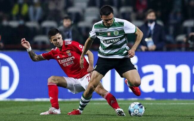 Sporting vence Benfica de virada e é campeão da Taça da Liga de Portugal